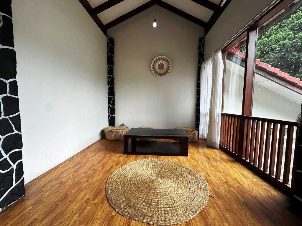 Villa Waterfall - Image 4