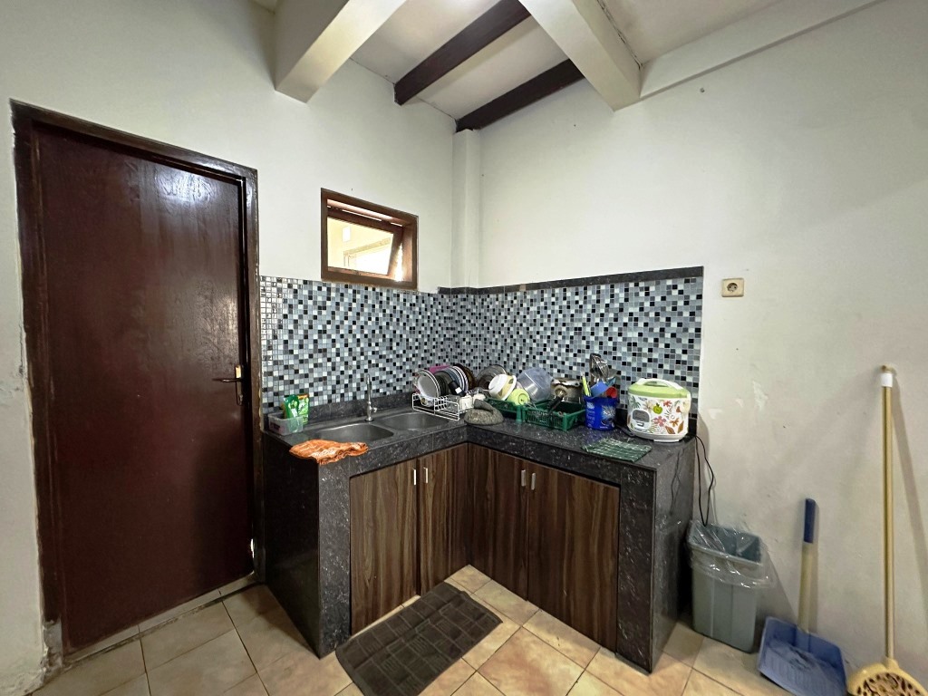 Villa Waterfall - Image 9