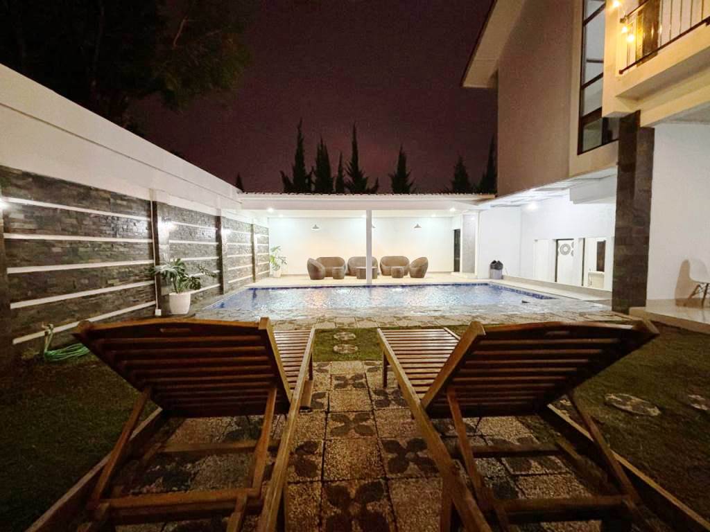 VILLA MONSTERA - Image 37